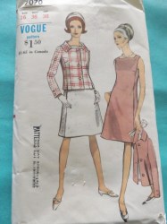 7070 67 VOGUE SQ NECK A-DRESS, JACKET PATTERN 14 34